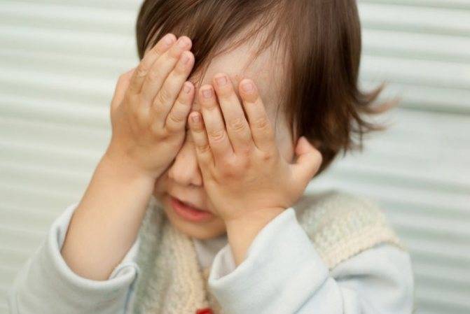 Нервный тик у ребенка: симптомы и лечение