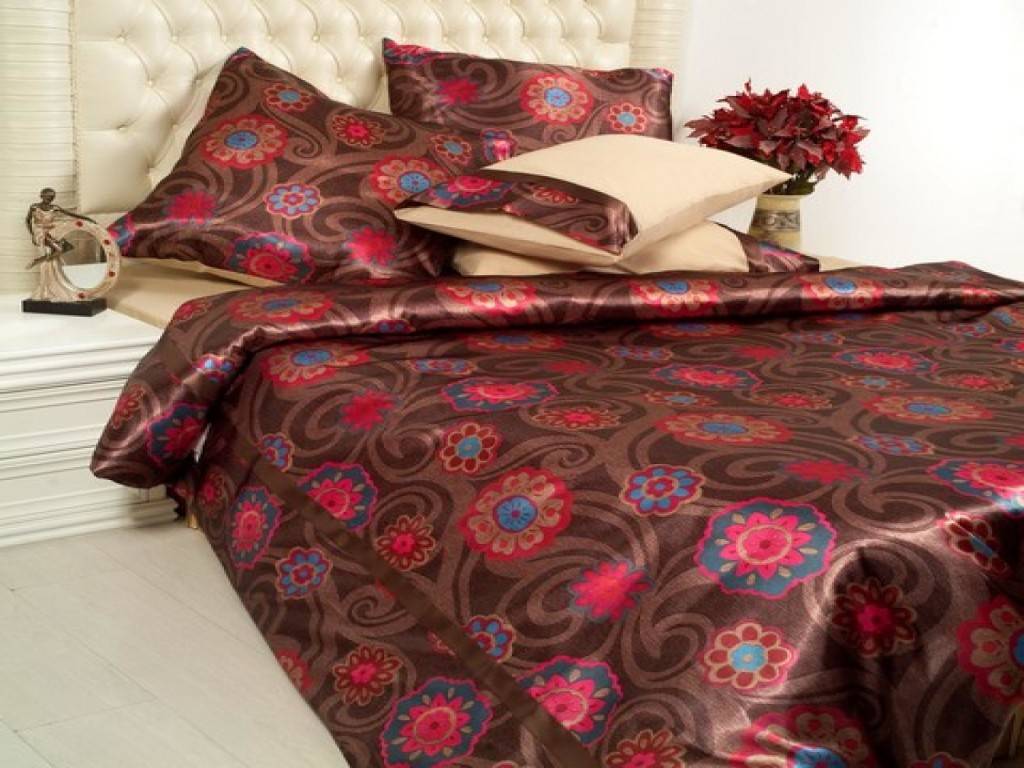 Из какой ткани лучше покупать постельное бельё? обзор популярных видов