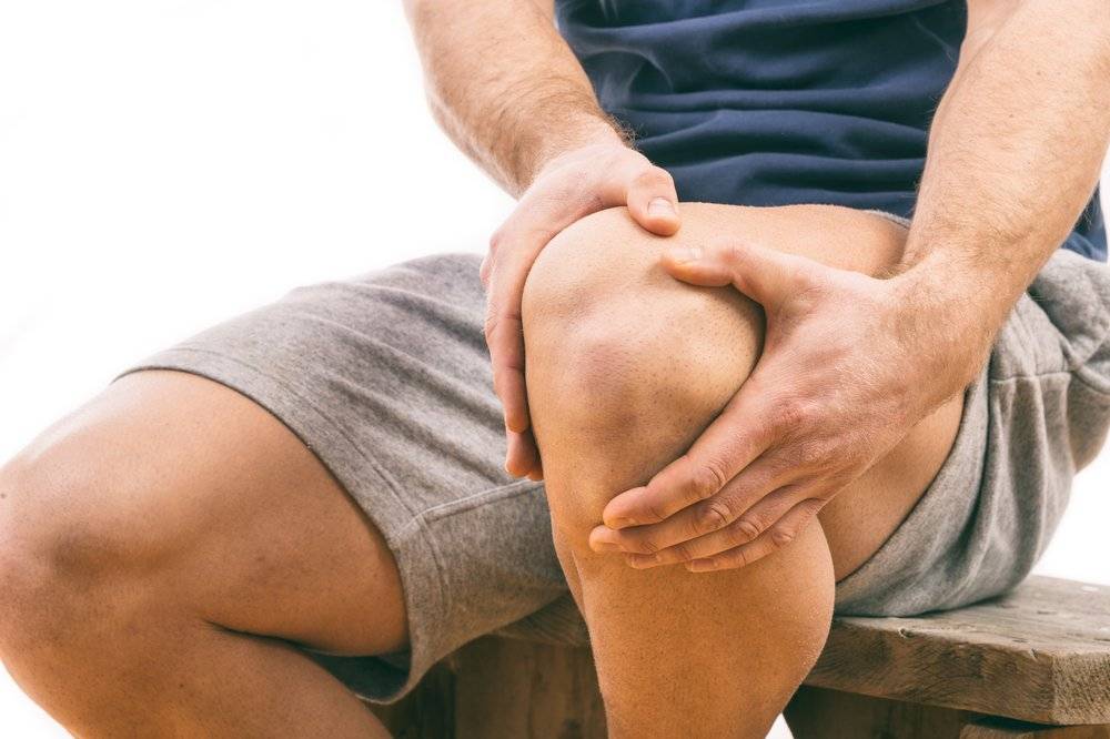 Боль в колене сбоку с внутренней стороны: почему болит, как лечить, симптомы