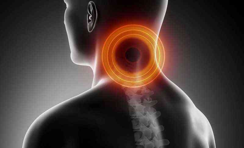 Боль в шее сзади: причины, методы лечения