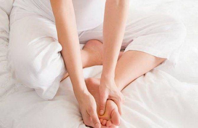 Причины нервной мышечной слабости в ногах и руках: каково лечение