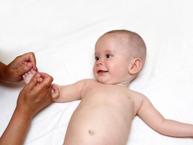 Гипертонус мышц у детей до года: симптомы, последствия и лечение, массаж при гипертонусе
