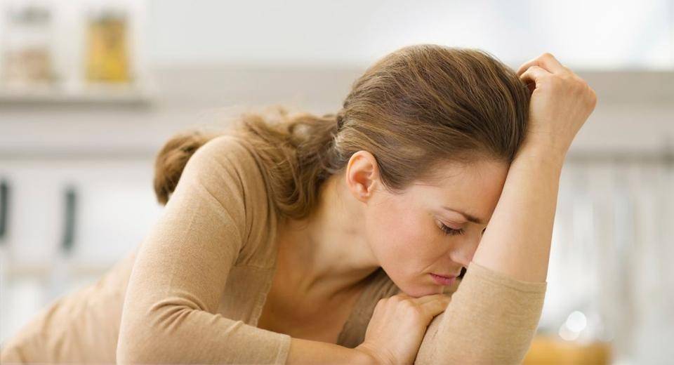 Причины постоянной сонливости, слабости, усталости, общей апатии, сильная головная боль, головокружение и тошнота у женщин - мед-центр сосуд