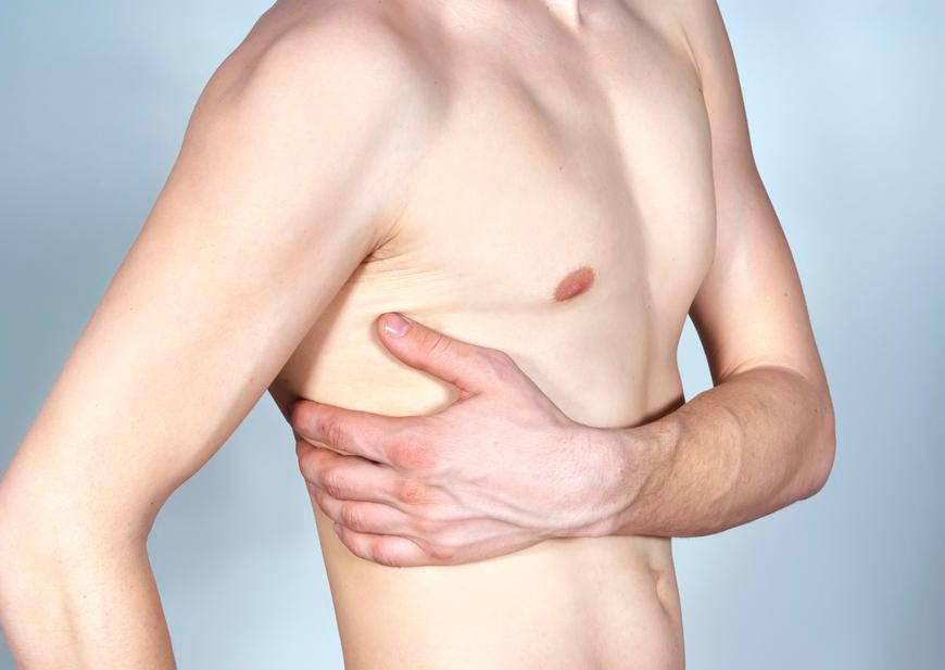 Боль в грудной клетке слева: причины