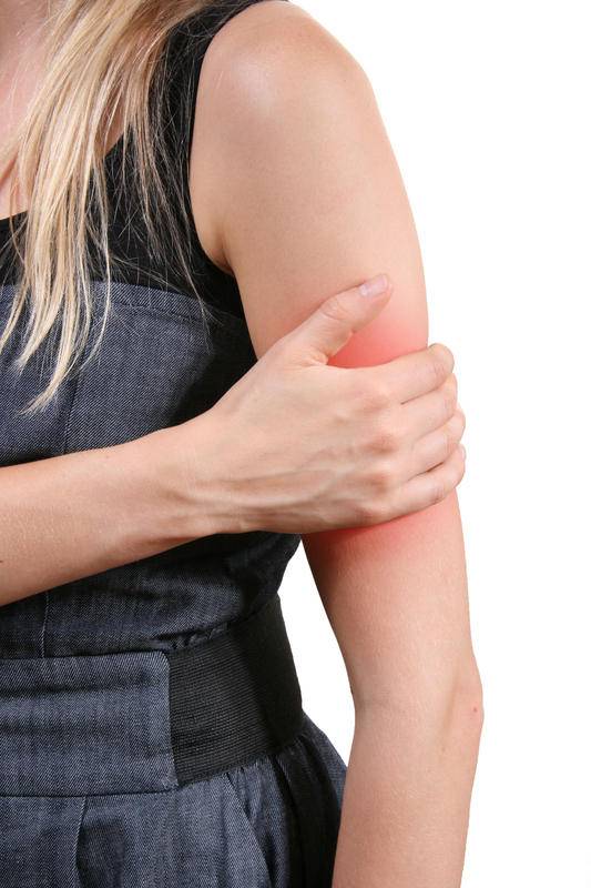 Болит рука от плеча до локтя: причины, лечение боли в мышцах