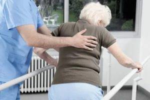 Инфаркт симптомы первые признаки у женщин пожилого возраста лечение