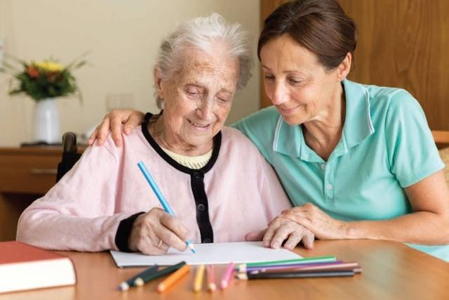 Деменция у пожилых — уход за больными