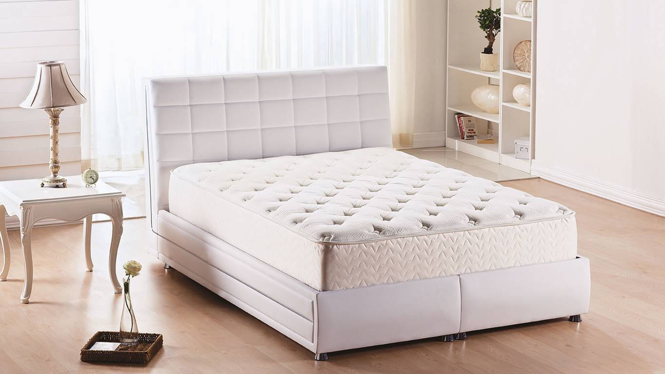Как выбрать правильно матрас для двуспальной кровати: требования, разновидности, размеры