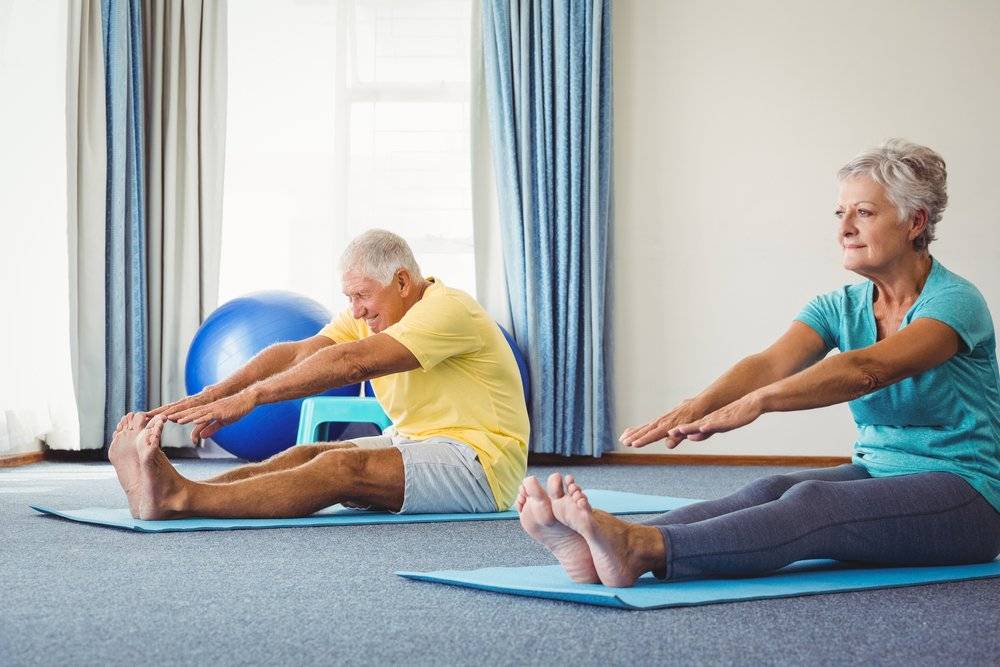 Гимнастика (упражнения) для пожилых женщин: видео, утренняя зарядка, лечебная физкультура, для полных