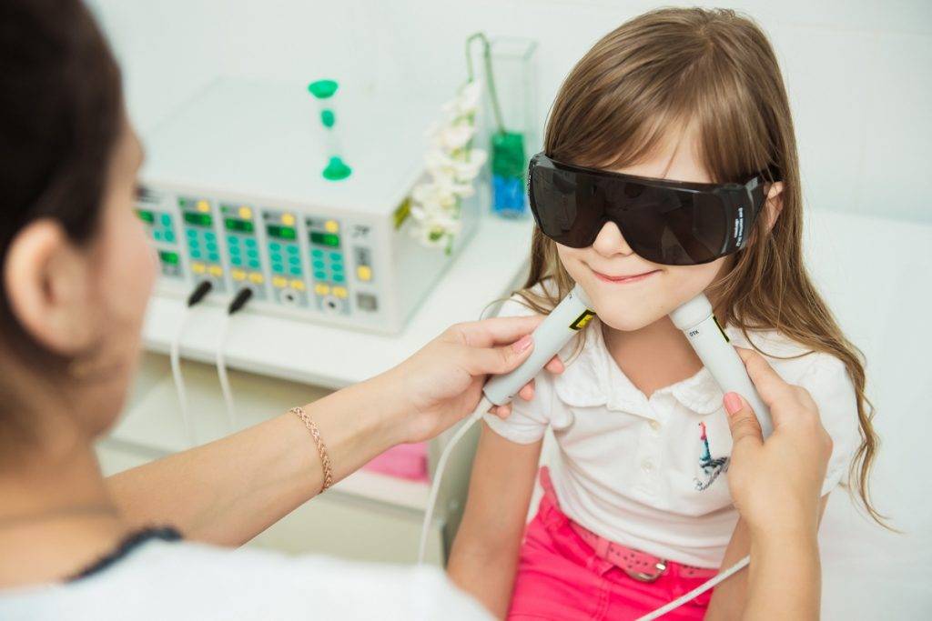 Лечение лазером аденоидов у детей (лазеротерапия)