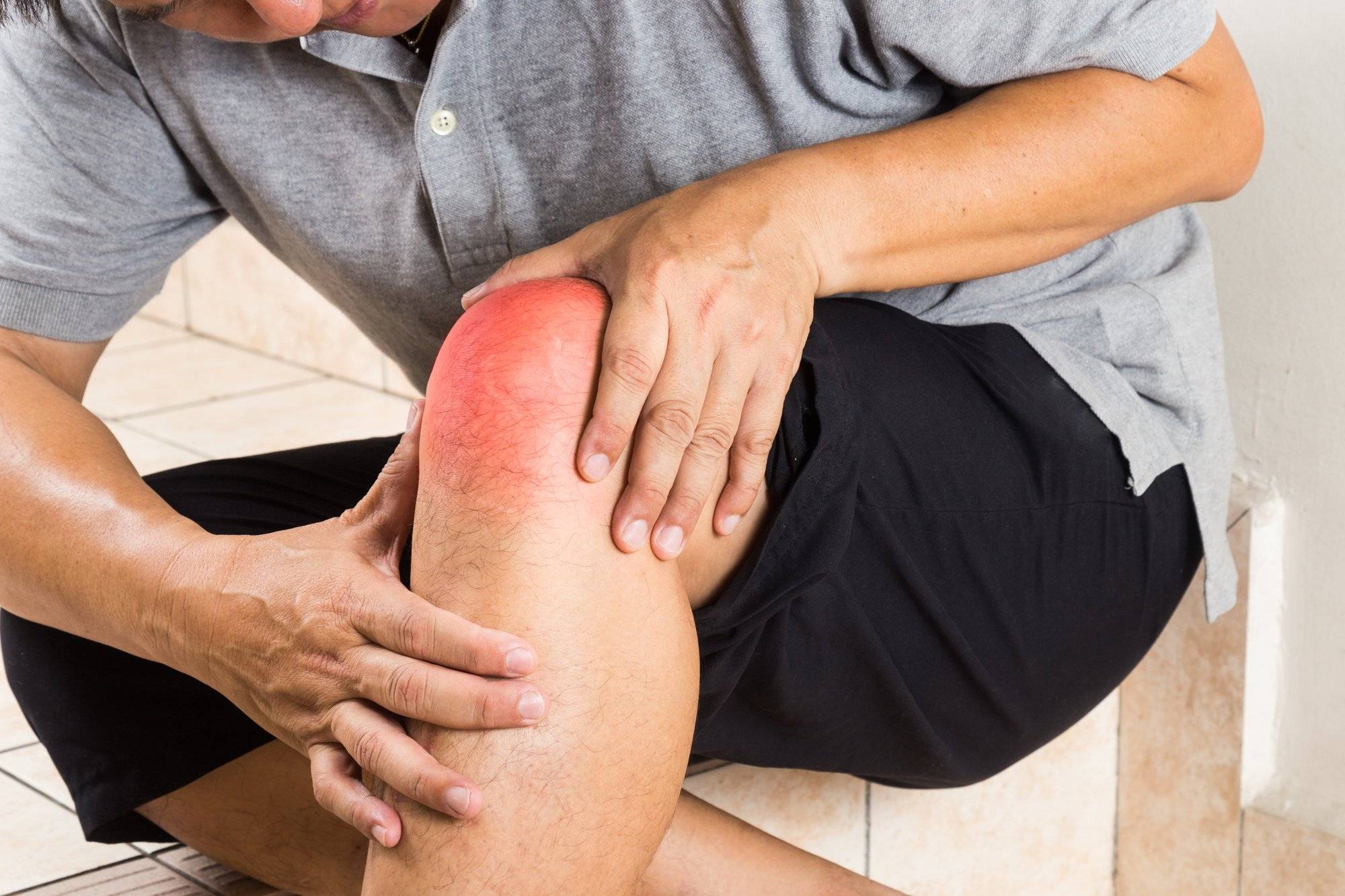 Болит колено у мужчины причины лечение