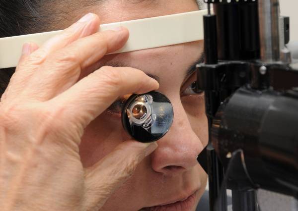 Лазерная иридэктомия: что это, послеоперационный период при глаукоме, отзывы