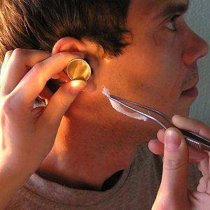 Как убрать заложенное ухо