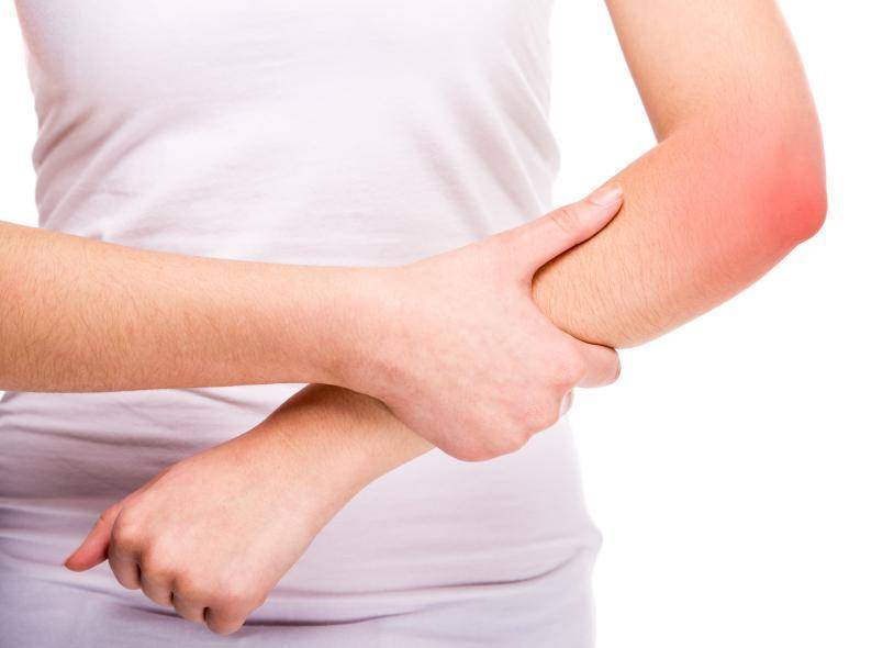 Болит рука от плеча до локтя: причины, чем лечить?