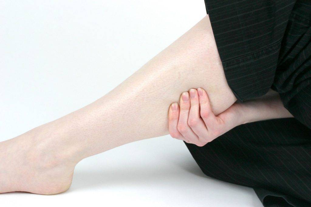 Тянущие боли в ноге от бедра до стопы