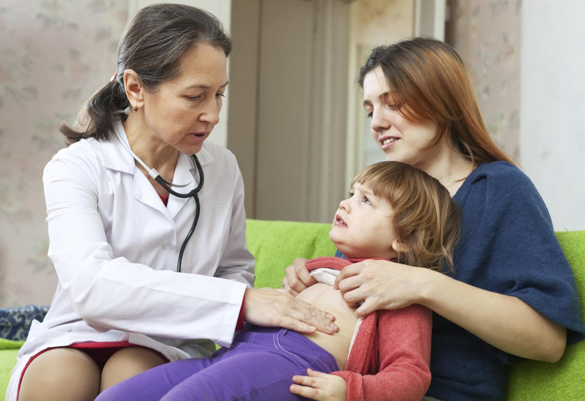 Острый гастрит у детей: симптомы, лечение, профилактика и причины