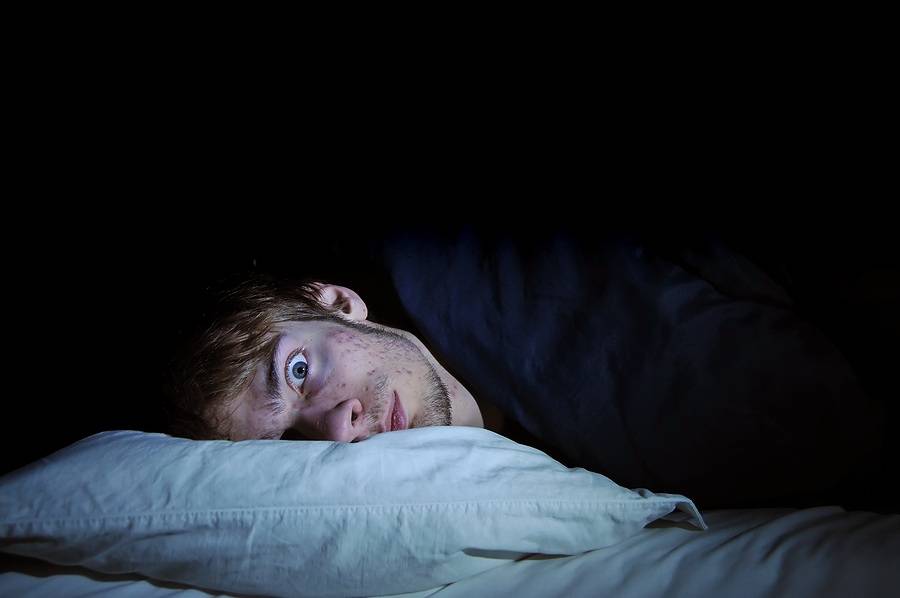 Бессонница: симптомы и причины опасного нарушения сна
