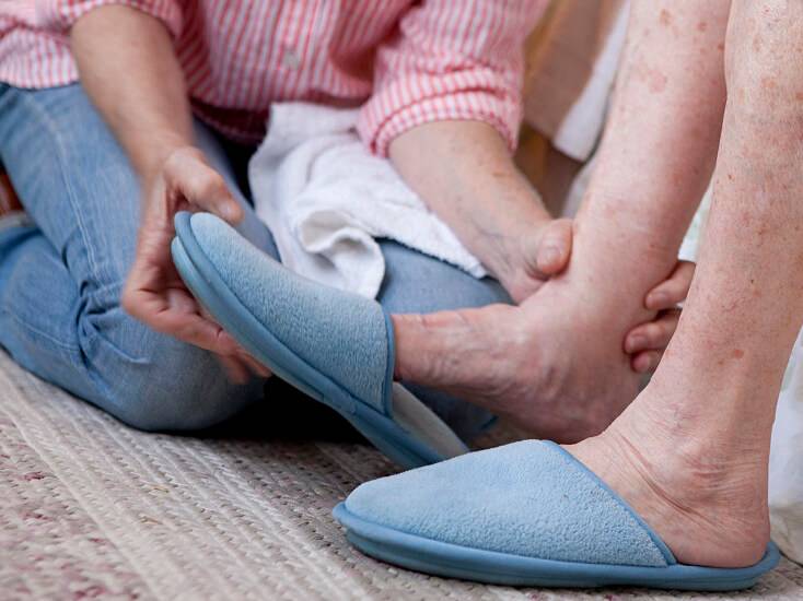 Судороги ног у пожилых людей причины лечение