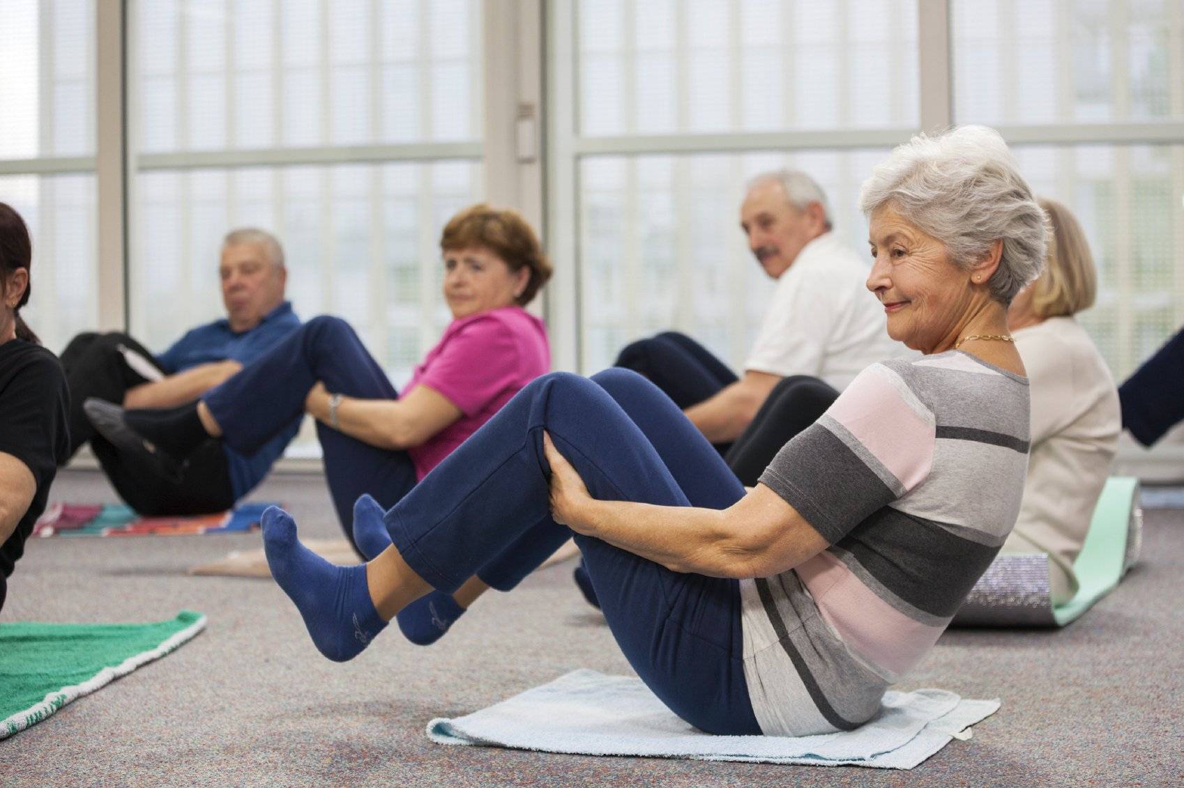 Физические упражнения для пожилых женщин и рекомендации