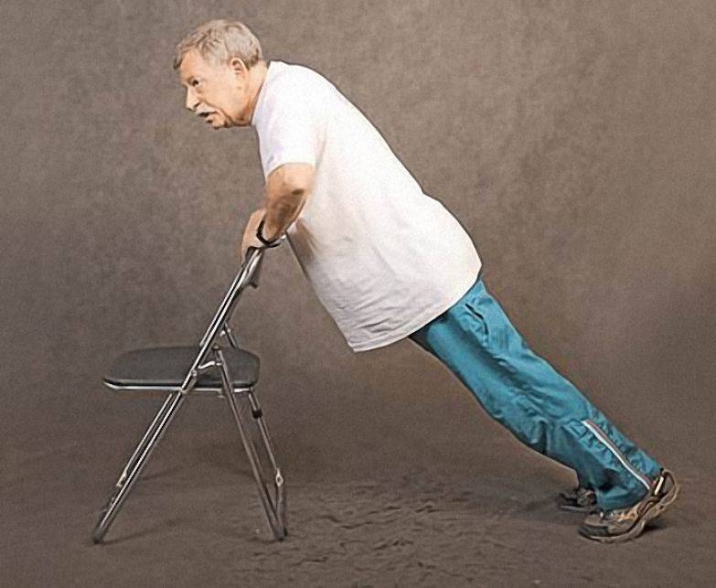 Упражнения сидя на стуле для пожилых: комплекс с описанием