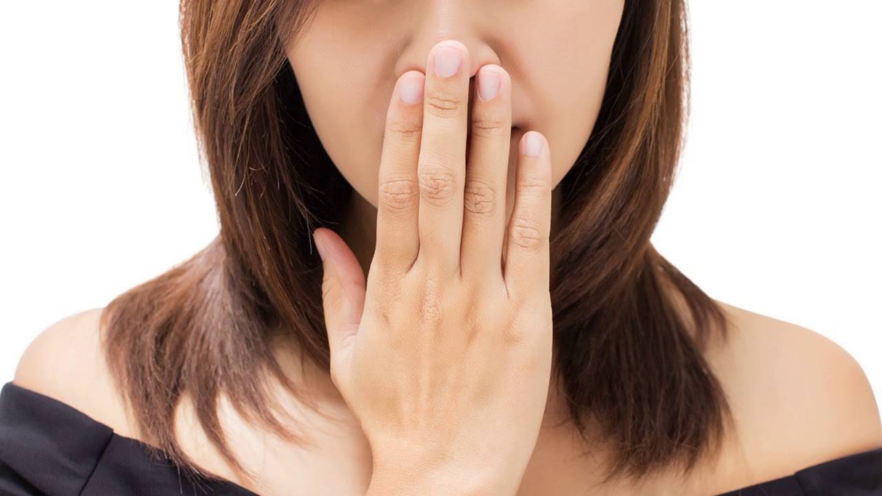 Привкус железа во рту: 7 причин, проявления 11 заболеваний, побочное действие препаратов