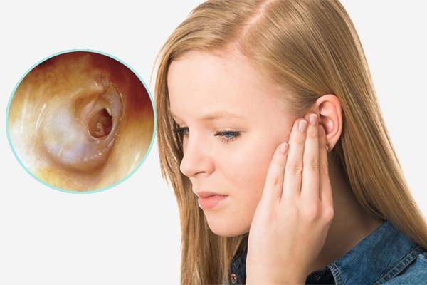 Болит ухо: что делать в домашних условиях, как лечить народными средствами